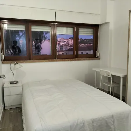 Apartment Retreat View Tagu River *