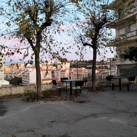 Retreat View Tagu River Lisbon