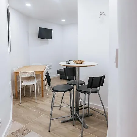 Retreat View Tagu River Apartment *